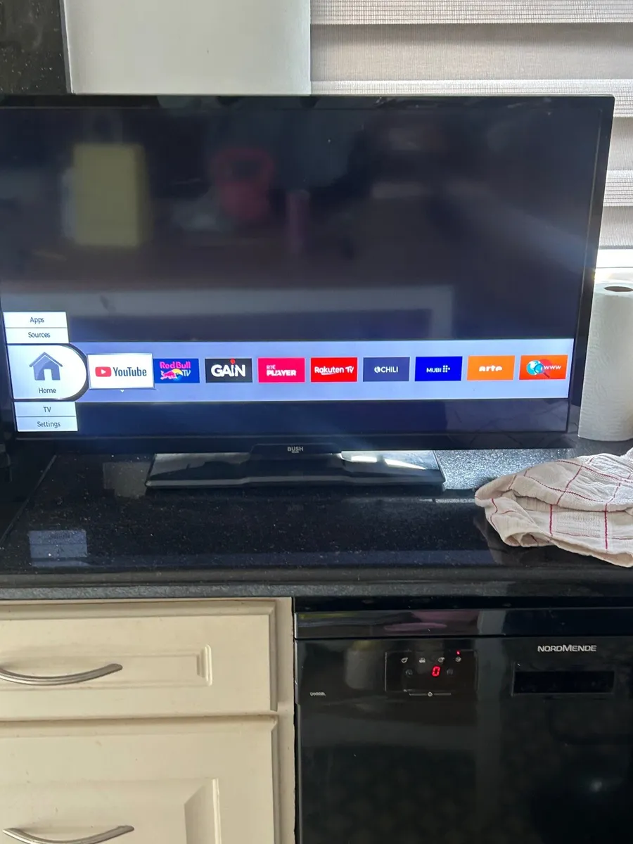 Tv - Image 1