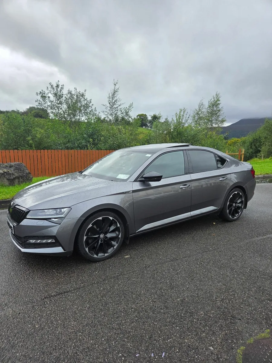 Skoda Superb SPORTLINE 2.0 TDI 150HP DSG - Image 1