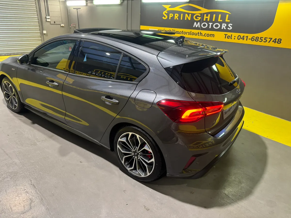 2024 Ford Focus ST- LINE X Vignale 1.5 Diesel AUTO - Image 3