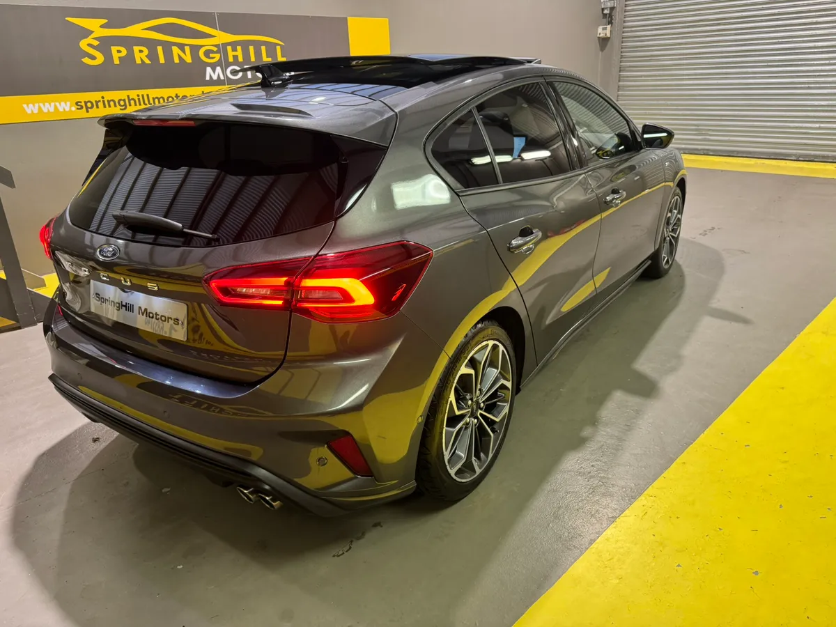 2024 Ford Focus ST- LINE X Vignale 1.5 Diesel AUTO - Image 4