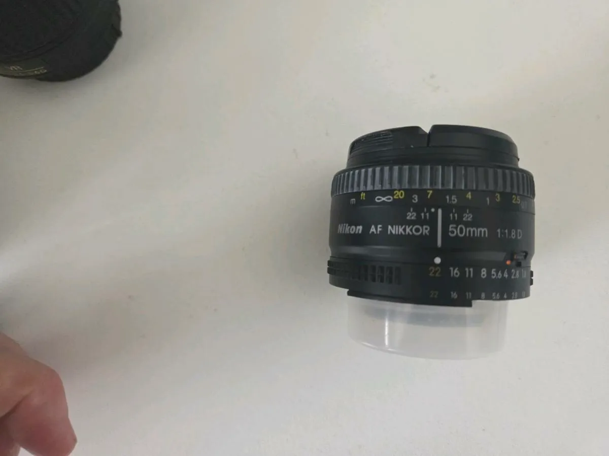 NIKON D3300 + Extra Lenses + Bag - Image 4