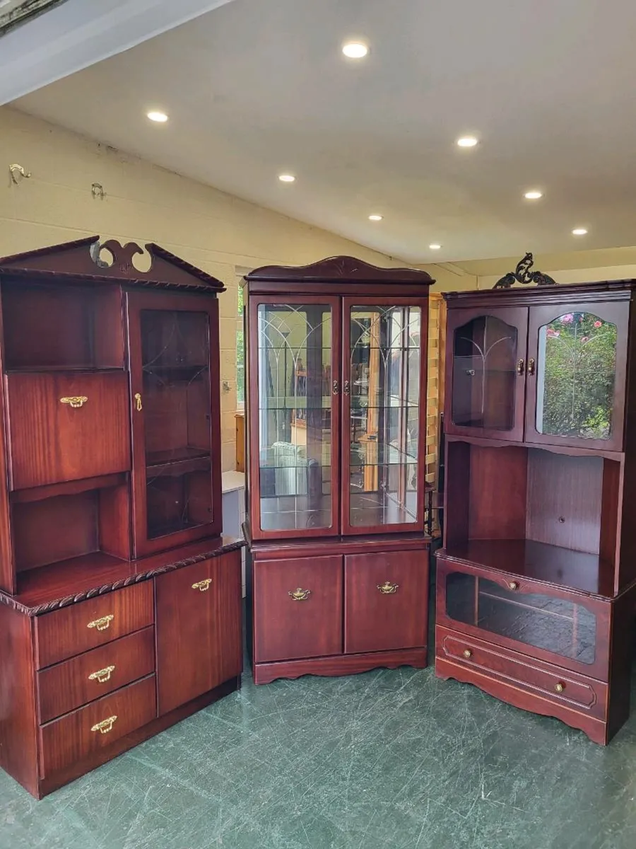 Three lovely mahogany display cabinets - Image 1