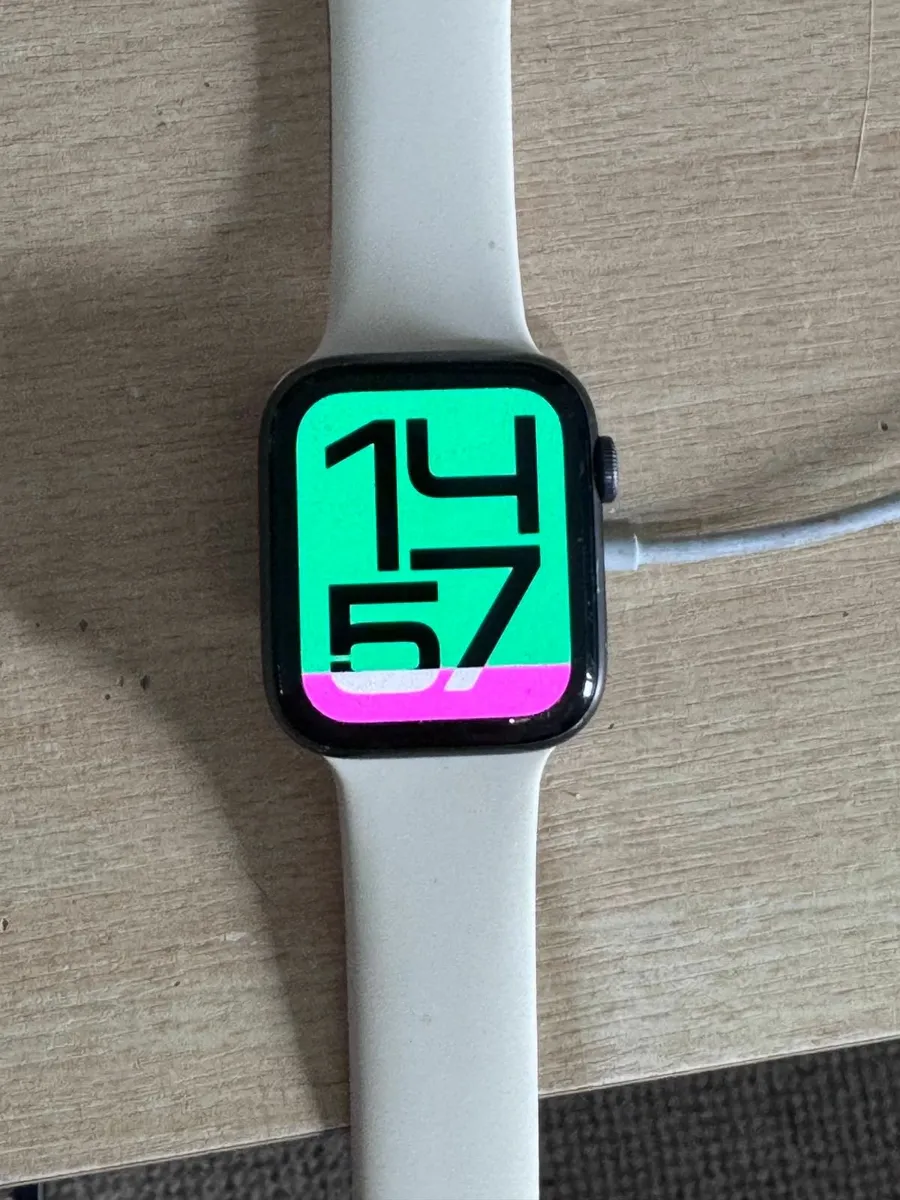 Apple watch series 6 - Image 1