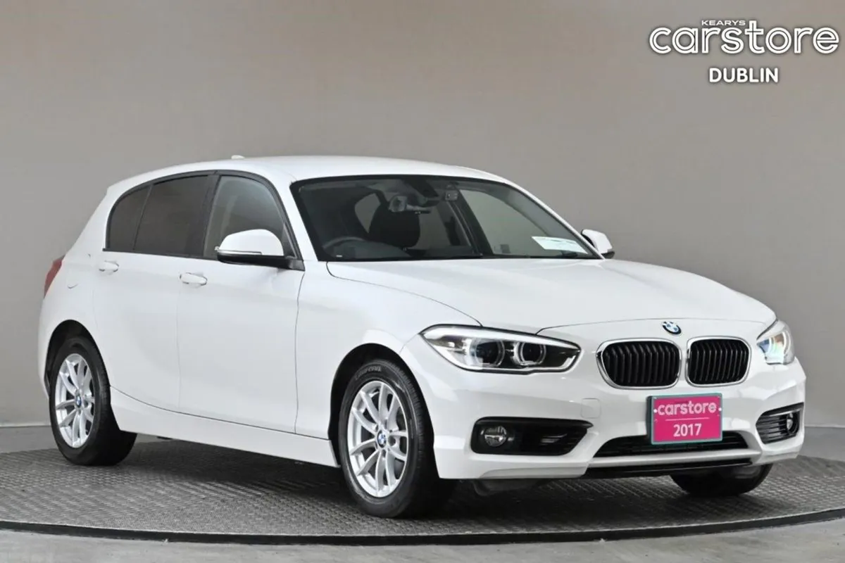 BMW 1 Series 118i Auto  reverse Cam rear Park Sen - Image 1