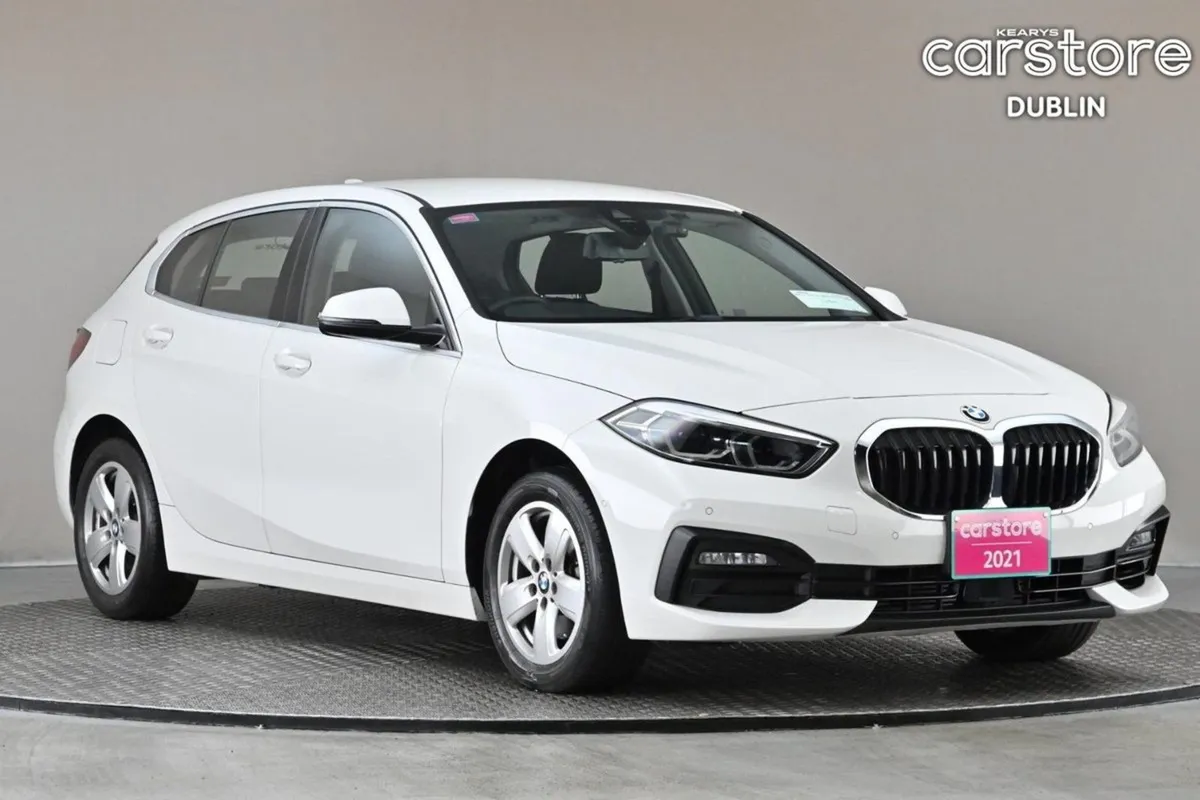 BMW 1 Series 118i Auto  park Sensors reverse Cam - Image 1