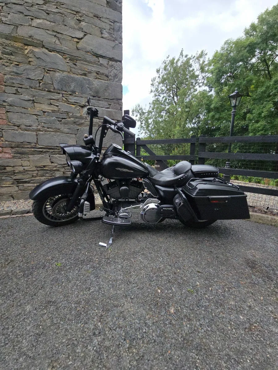 Harley Davidson road king - Image 1