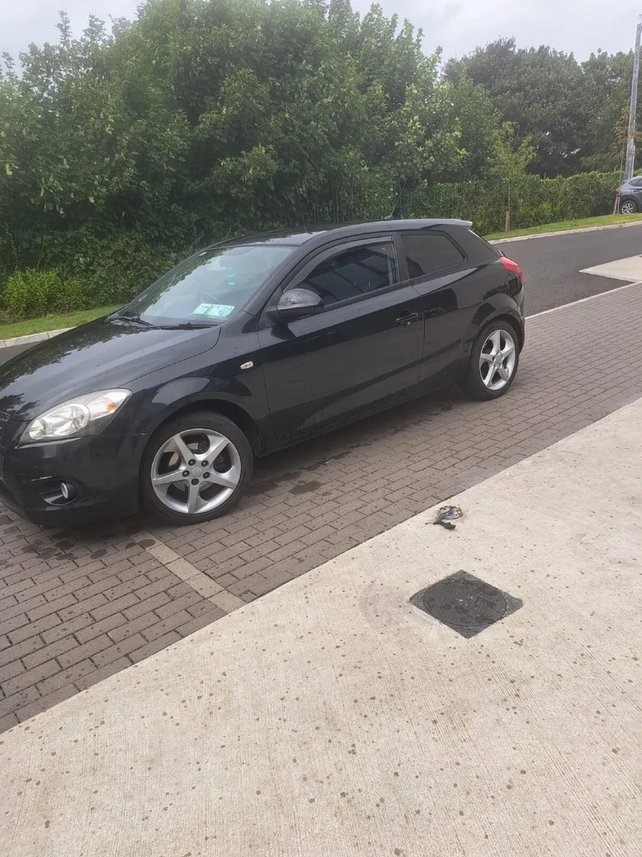 Kia Ceed 2008 - Image 1