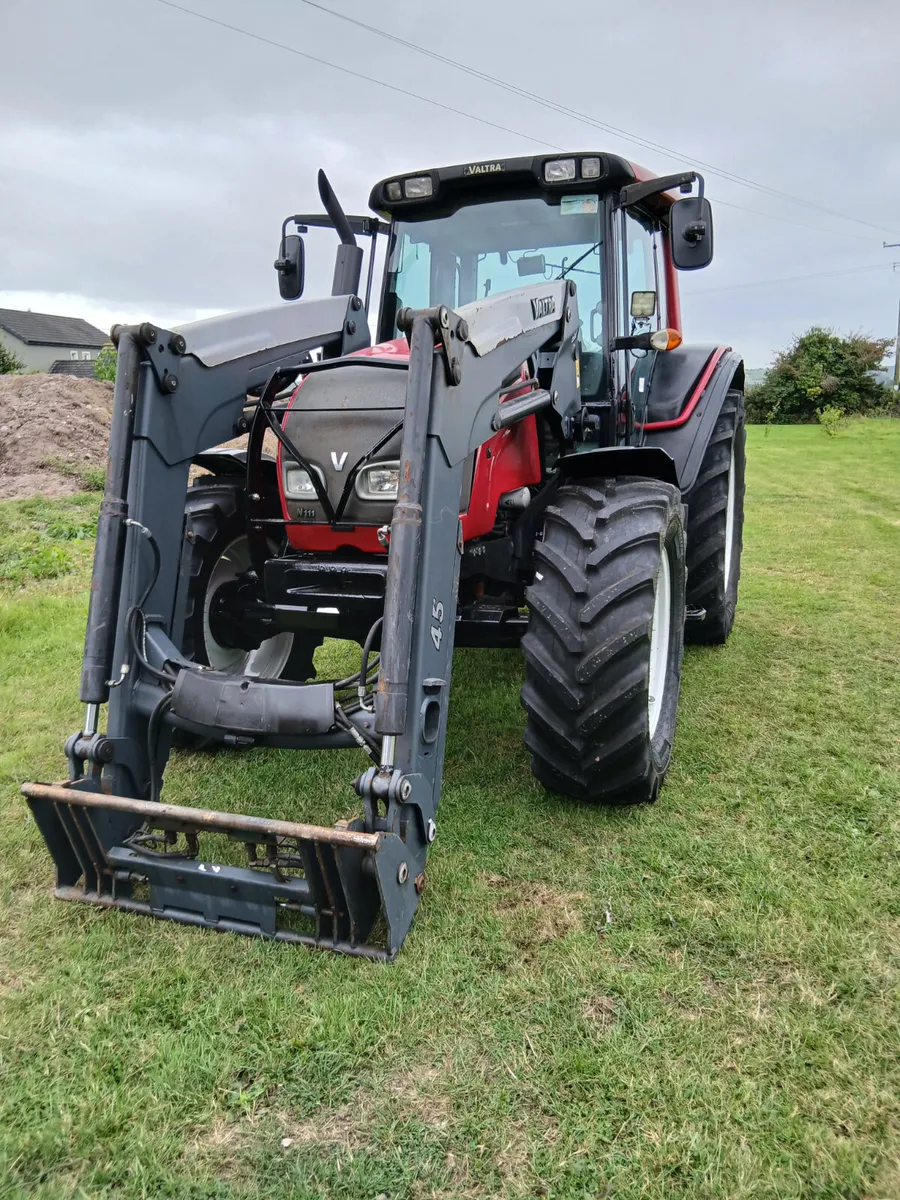 Valtra N111 & Quicke loader - Image 1