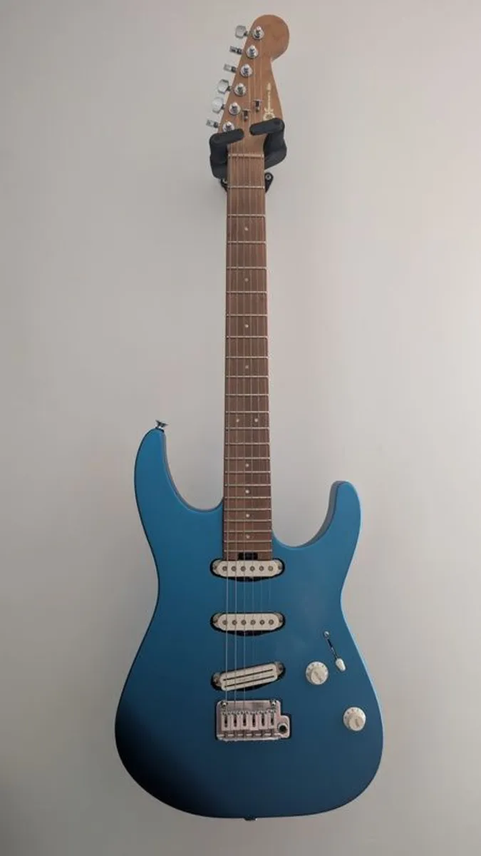 Charvel Pro-Mod DK22 SSS - Image 1