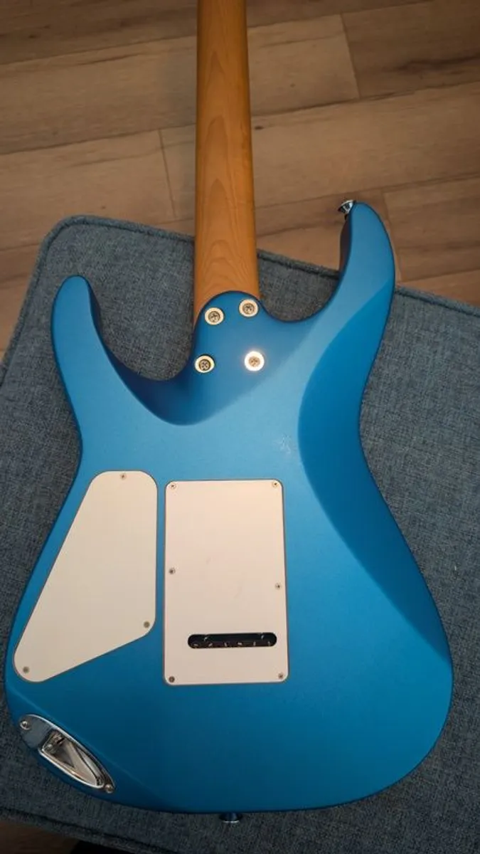 Charvel Pro-Mod DK22 SSS - Image 2