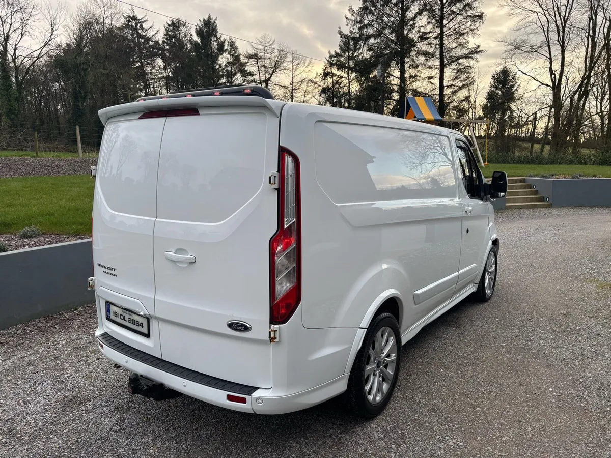 Ford Transit Custom Sport - Image 4