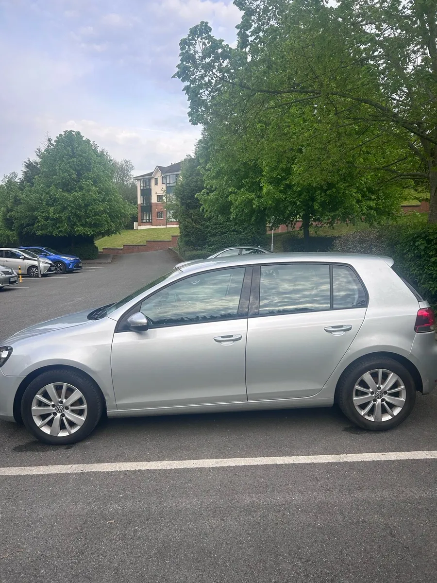 Volkwagen Golf 2011 1.6 TDİ - Image 4