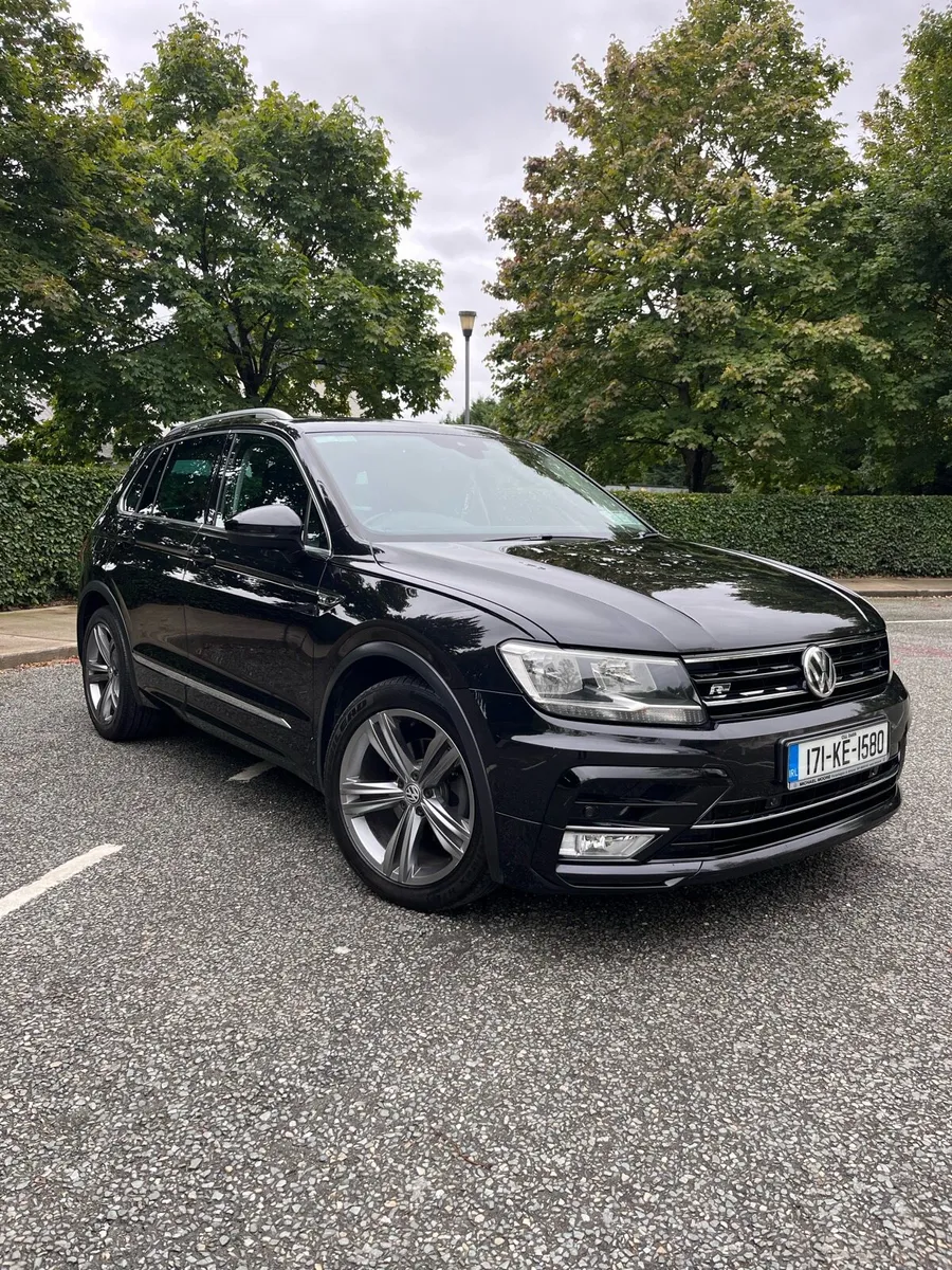 Vw Tiguan 2017 R-Line 2.0 with Panoramic sunroof - Image 1