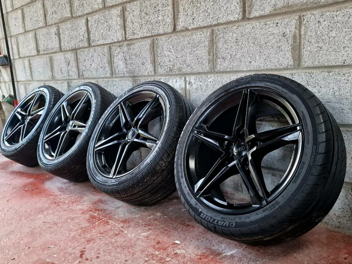 Audi A4 S-Line 18" Alloys - Image 2