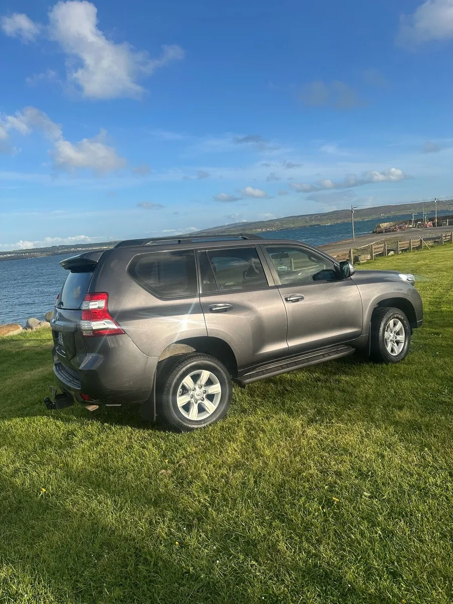 Toyota Landcruiser - Image 2