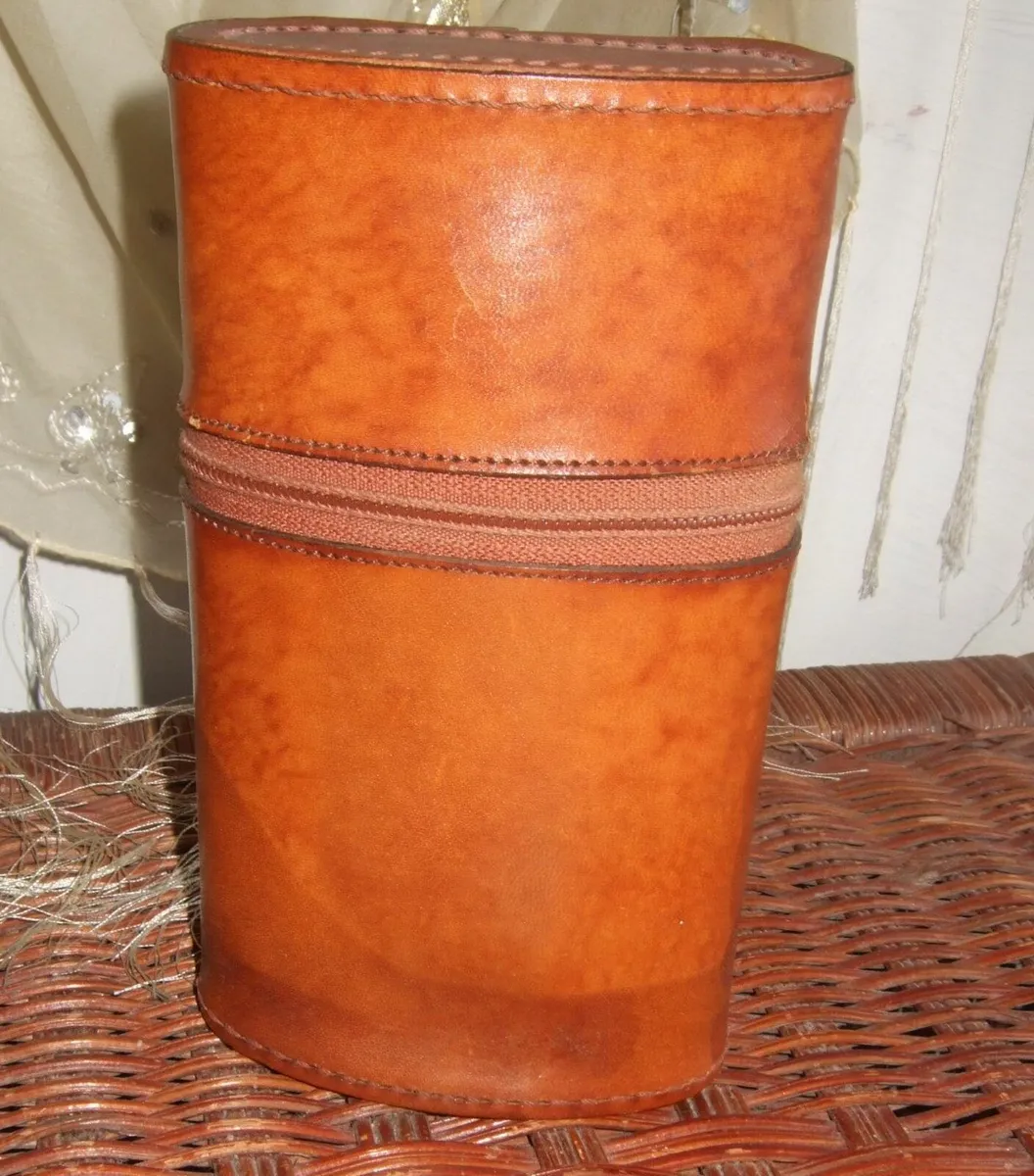 Vintage Harrods Hip Flask & Leather Case - Image 4