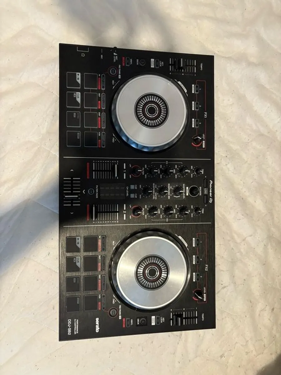 Pioneer Ddj -sb2 With Speakers - Image 2