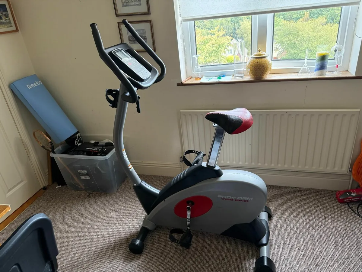Exercise bike - Image 1