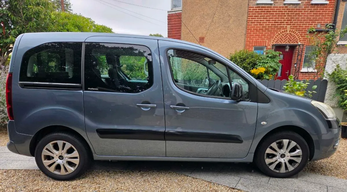 Car - Image 1