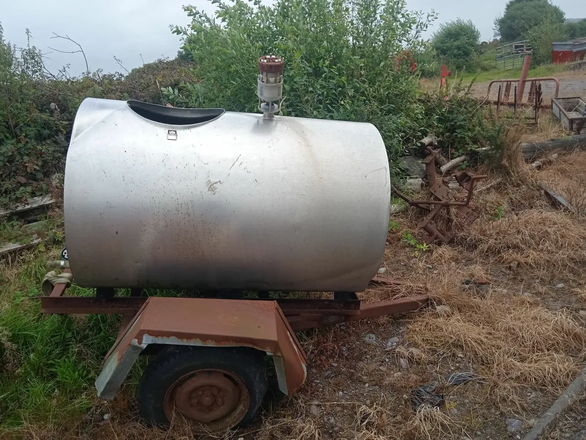 Seel tank for sale - Image 1