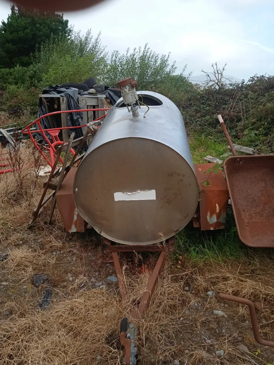 Seel tank for sale - Image 2