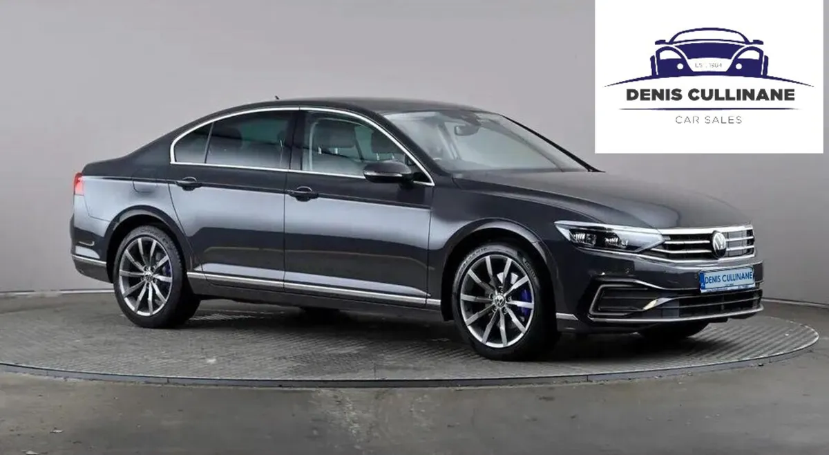 Volkswagen Passat 2021 - Image 1