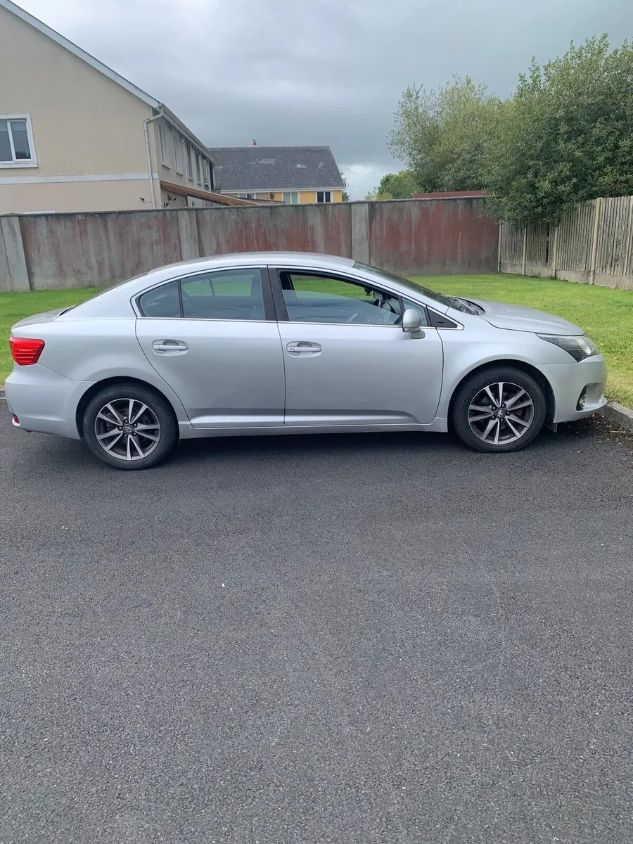Toyota Avensis 2015 - Image 4