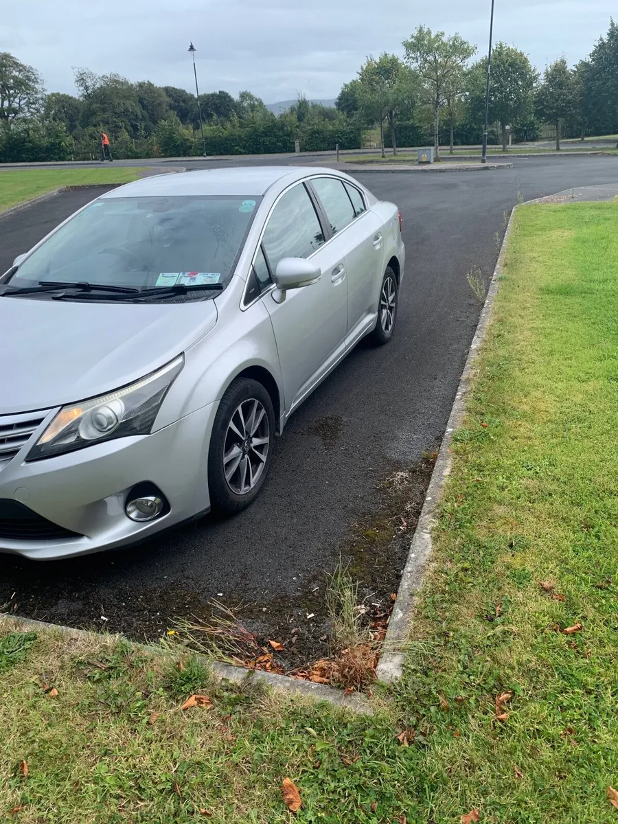 Toyota Avensis 2015 - Image 1