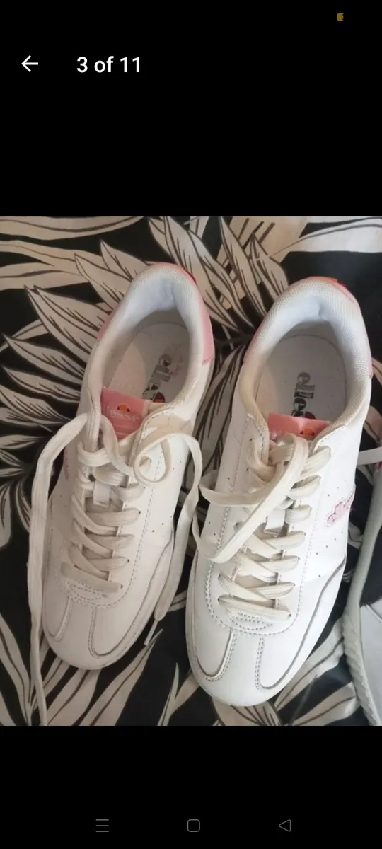 Ladies trainers bundle size 5 - Image 1