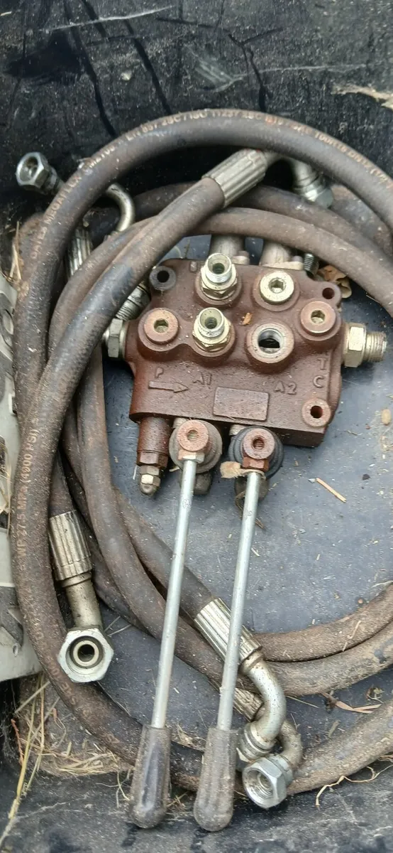 M F parts and more - Image 4