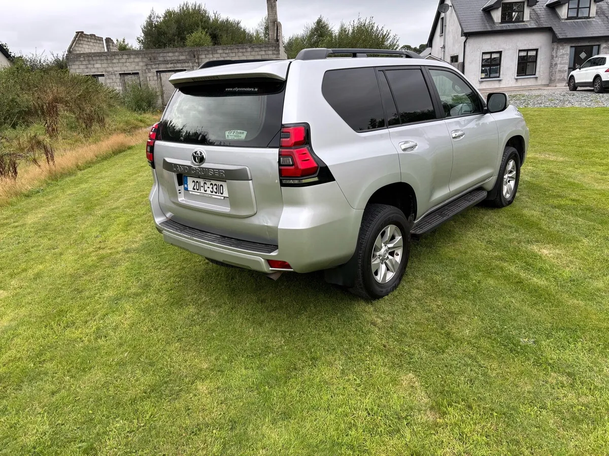 2020 Toyota Landcruiser - Image 3