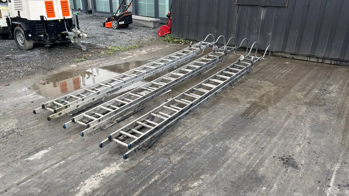 23ft Extension Ladder - Image 1