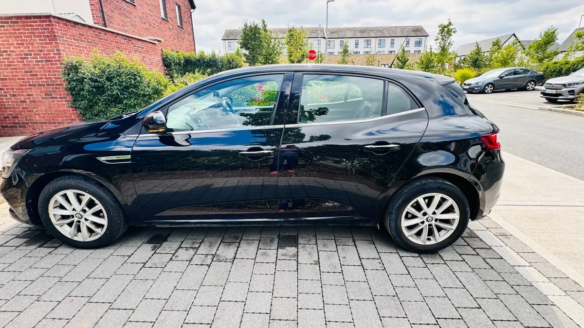 Renault Megane 2017 - Image 4