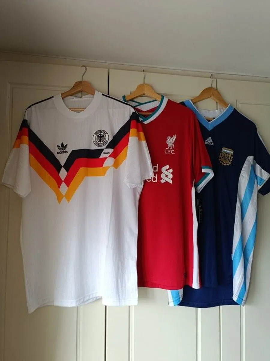 Replica Soccer Jerseys - Image 1