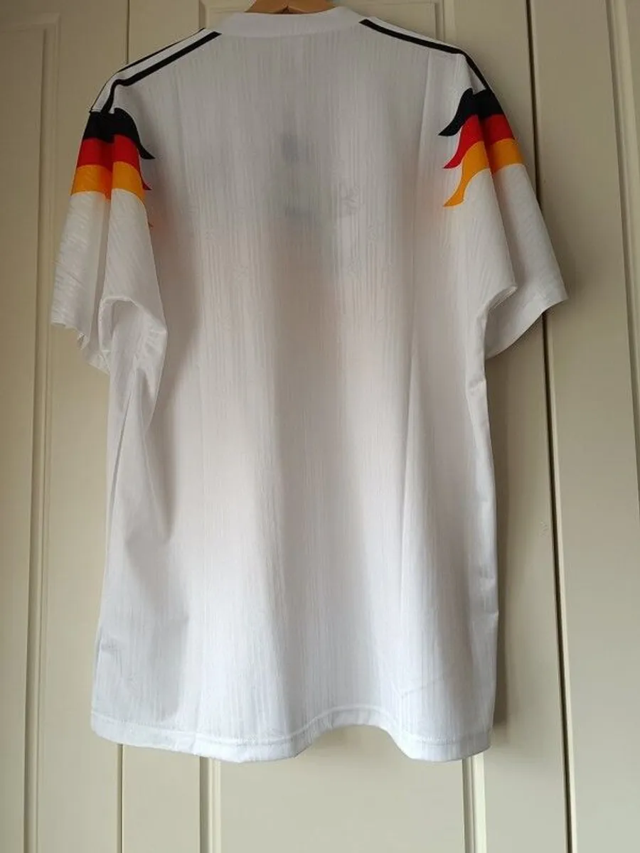 Replica Soccer Jerseys - Image 3