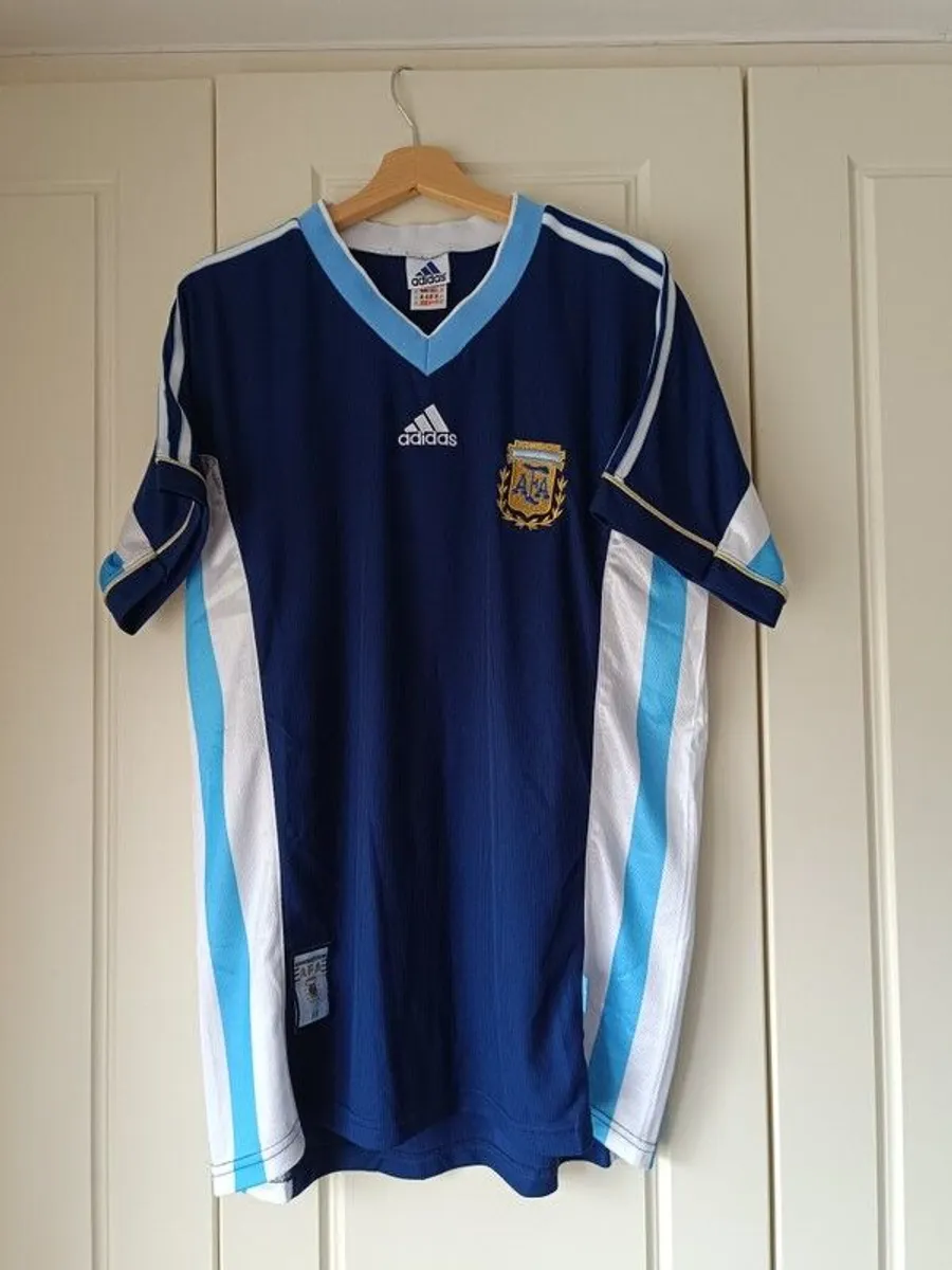 Replica Soccer Jerseys - Image 4