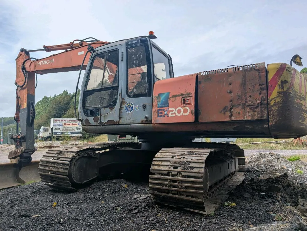 Hitachi Ex200-5 Digger - Image 3