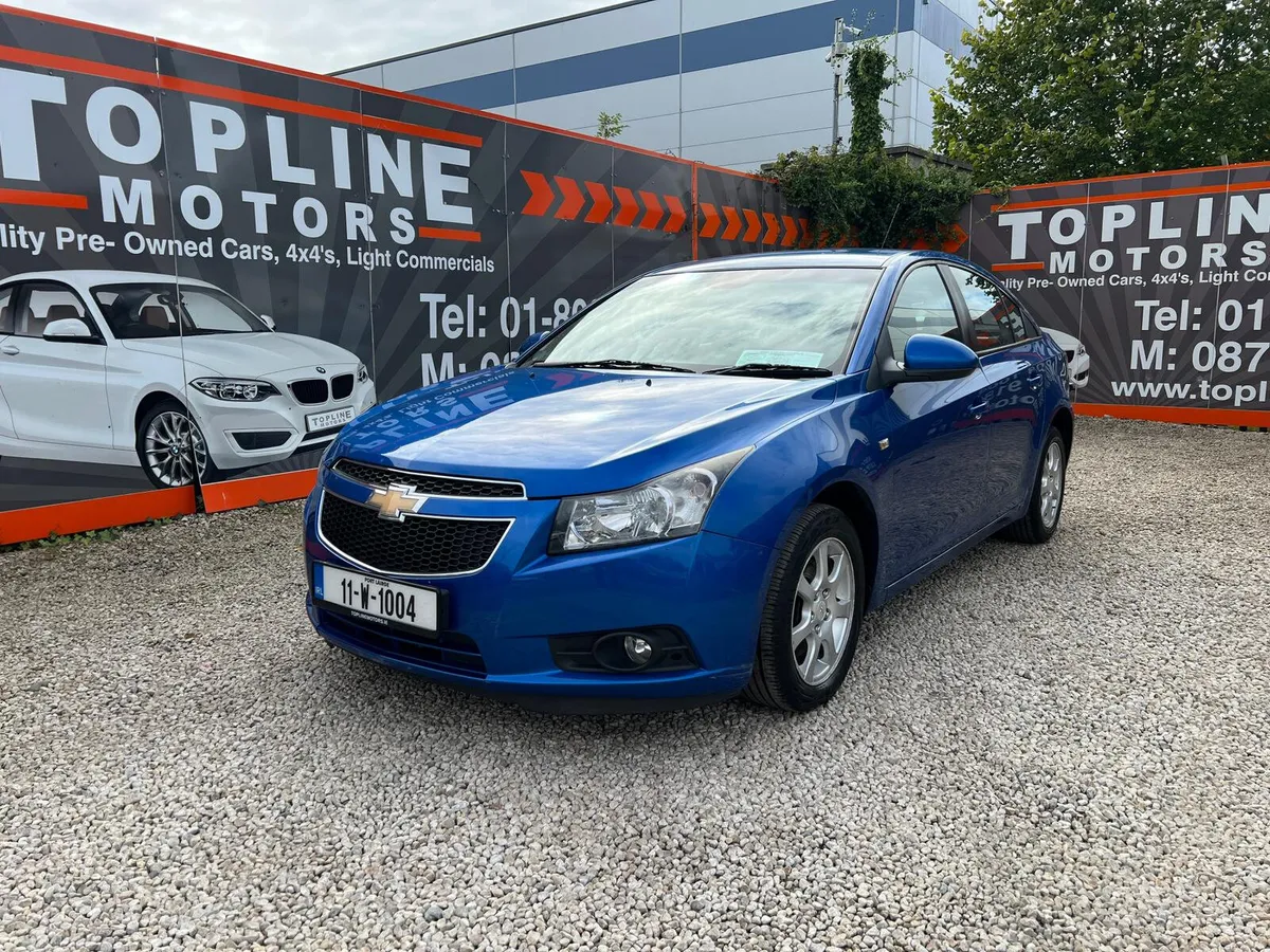 CHEVROLET CRUZE//NEW NCT//SERVICED/CLEAN CAR - Image 2