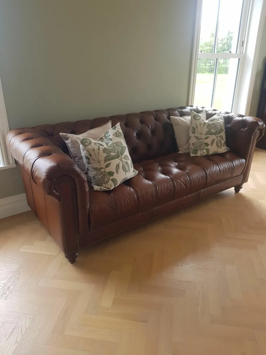 Couch - Image 1
