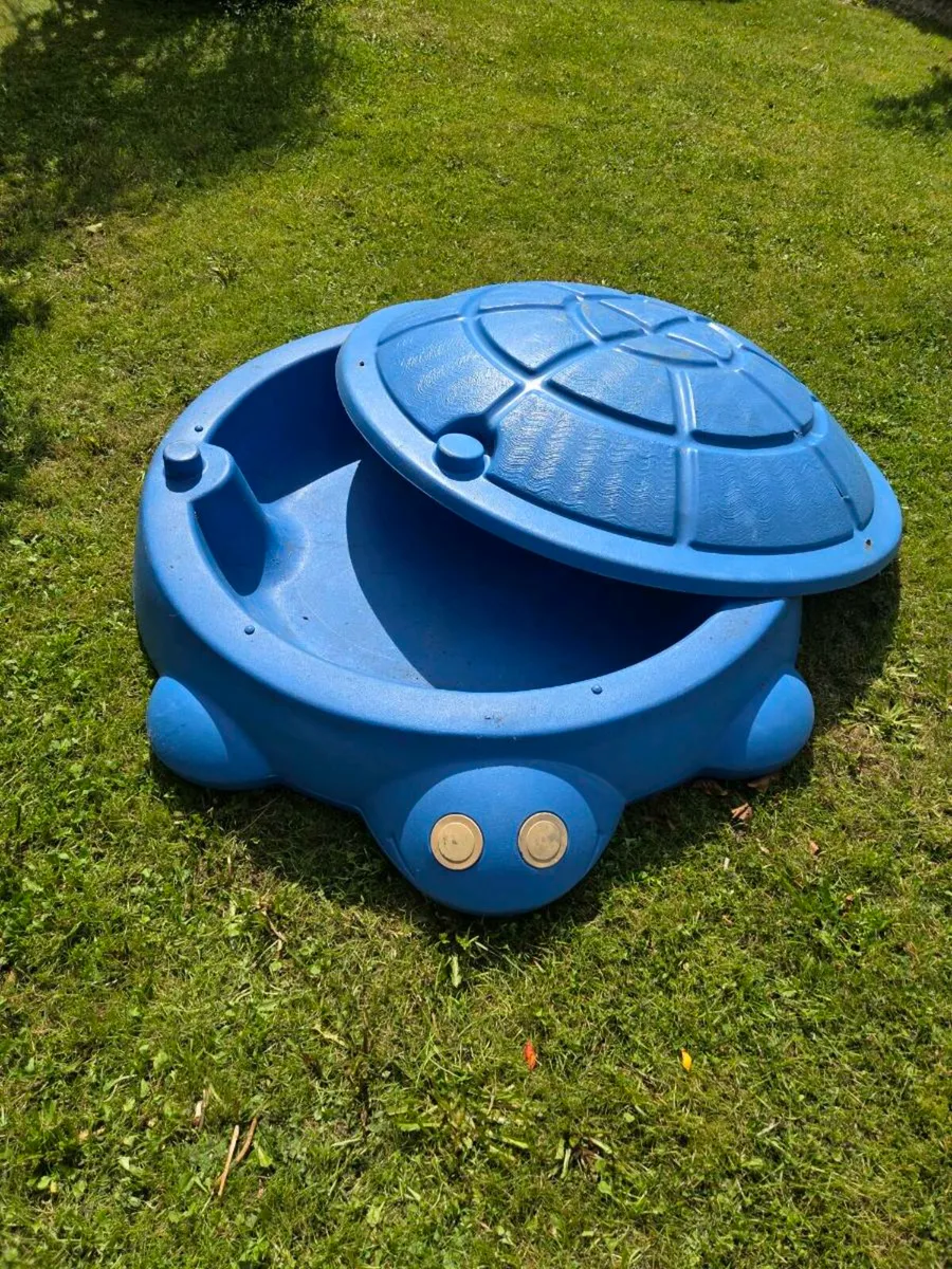 Playhouse - Image 2