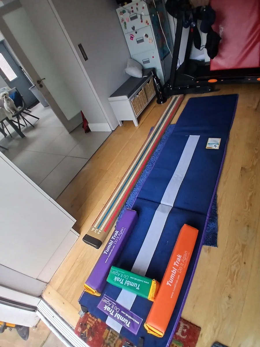 Gymnastics handstand mat - Image 4