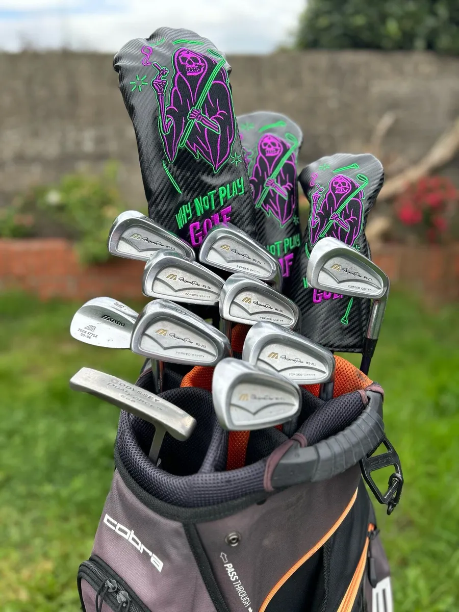 Full set of golf clubs - Image 1