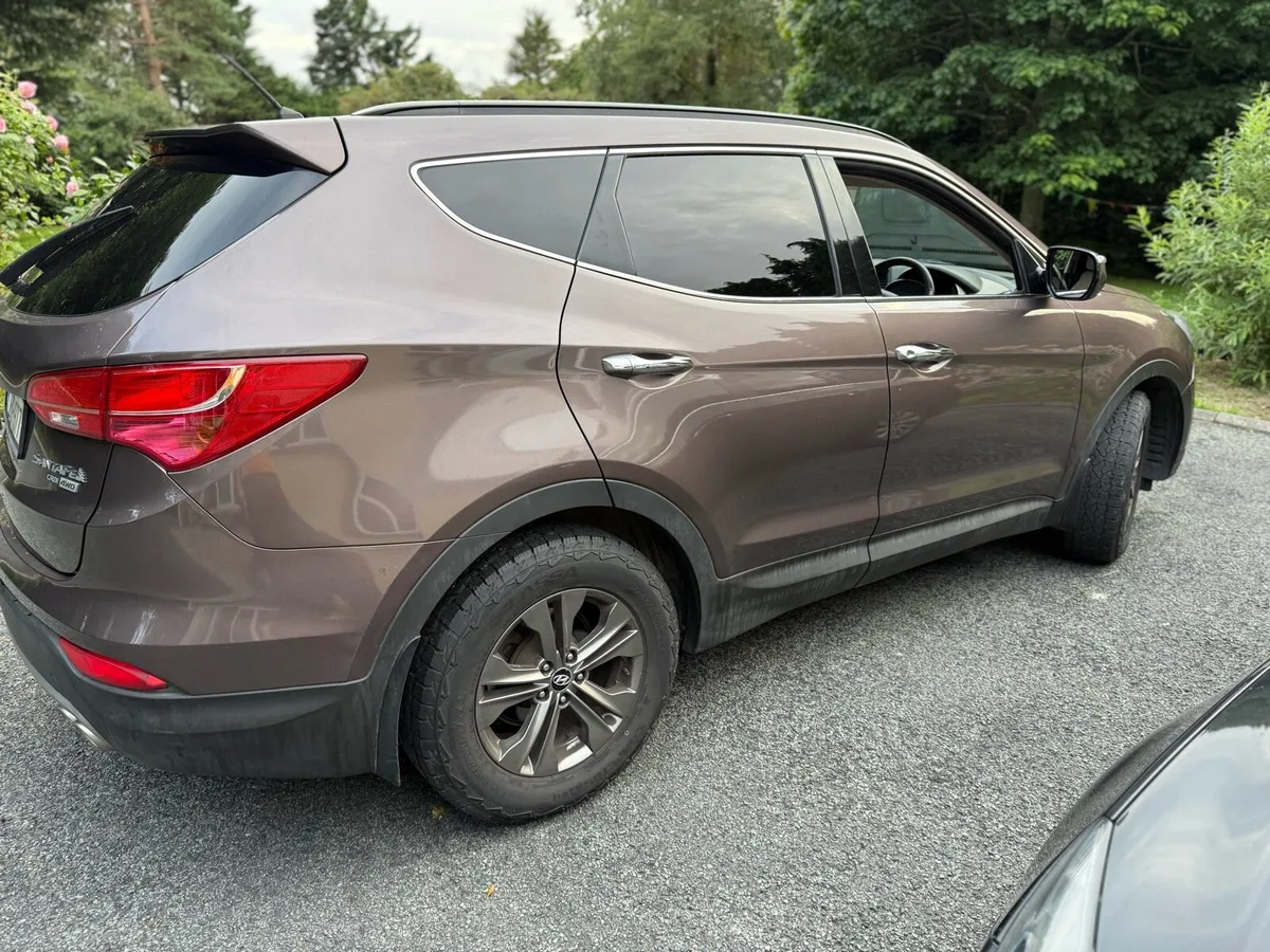 Hyundai Santa Fe ( commercial) - Image 3