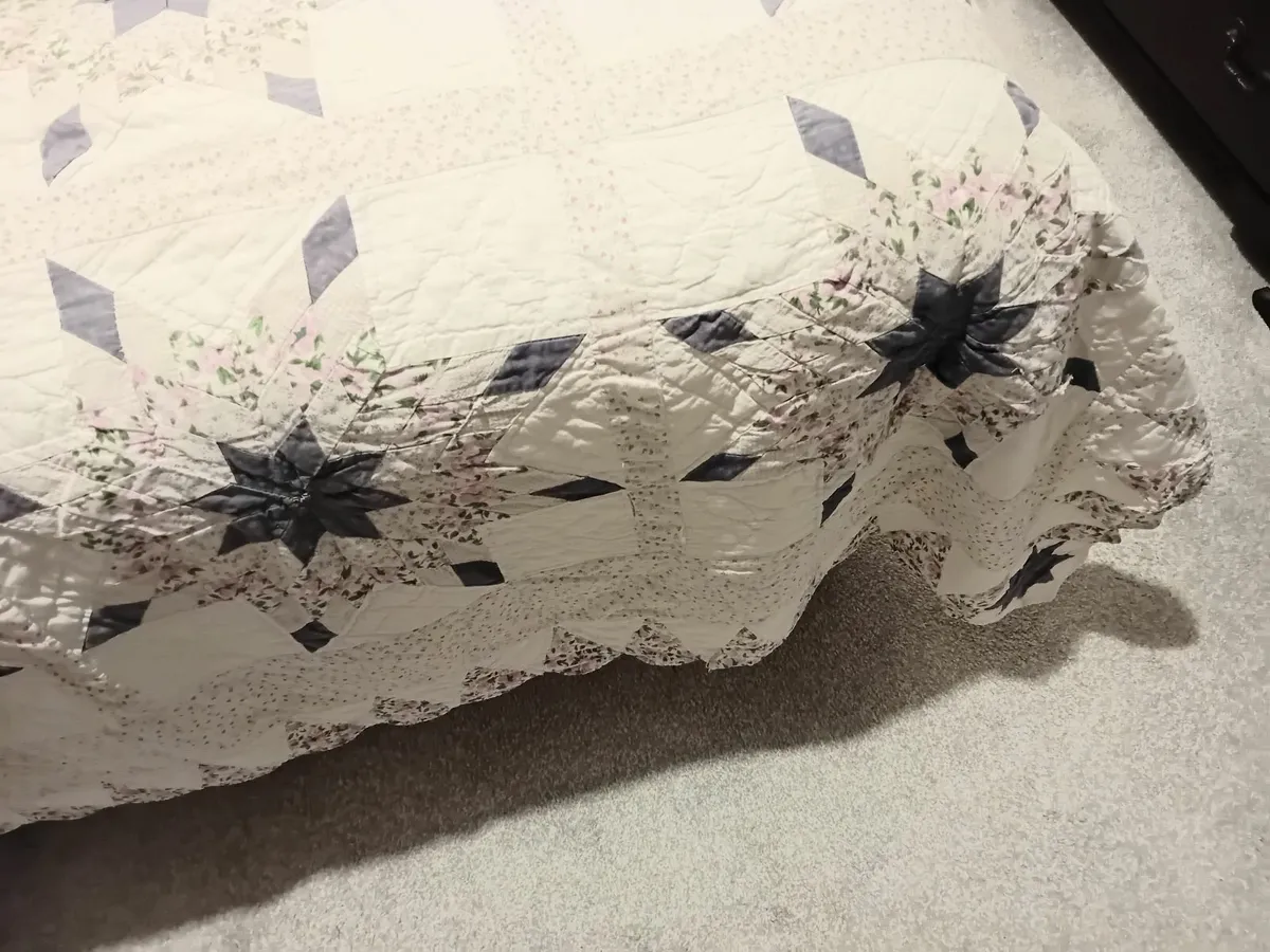 Handmade Patchwork Quilt - Image 2