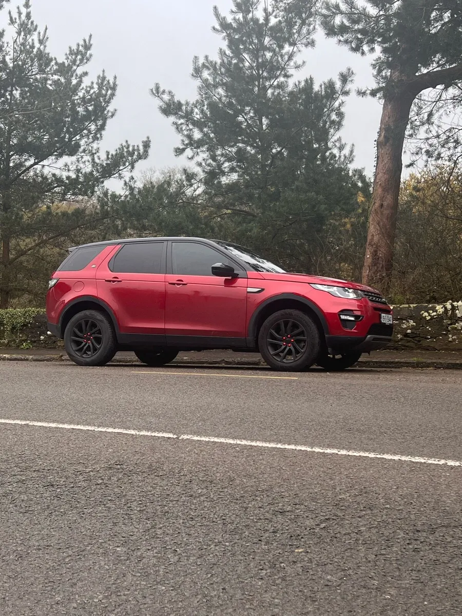 Land Rover red - Image 2