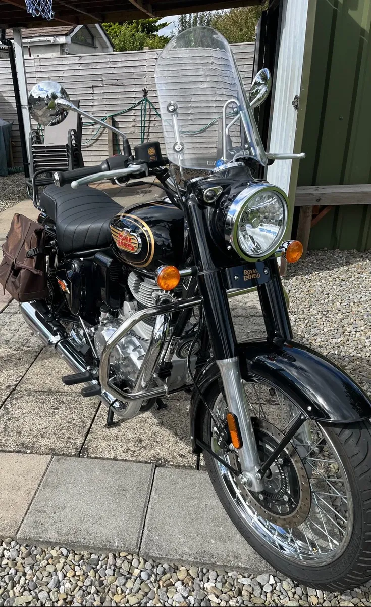ROYAL ENFIELD Bullet 2024 - Image 1
