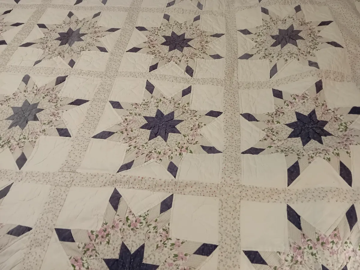 Handmade Patchwork Quilt - Image 3