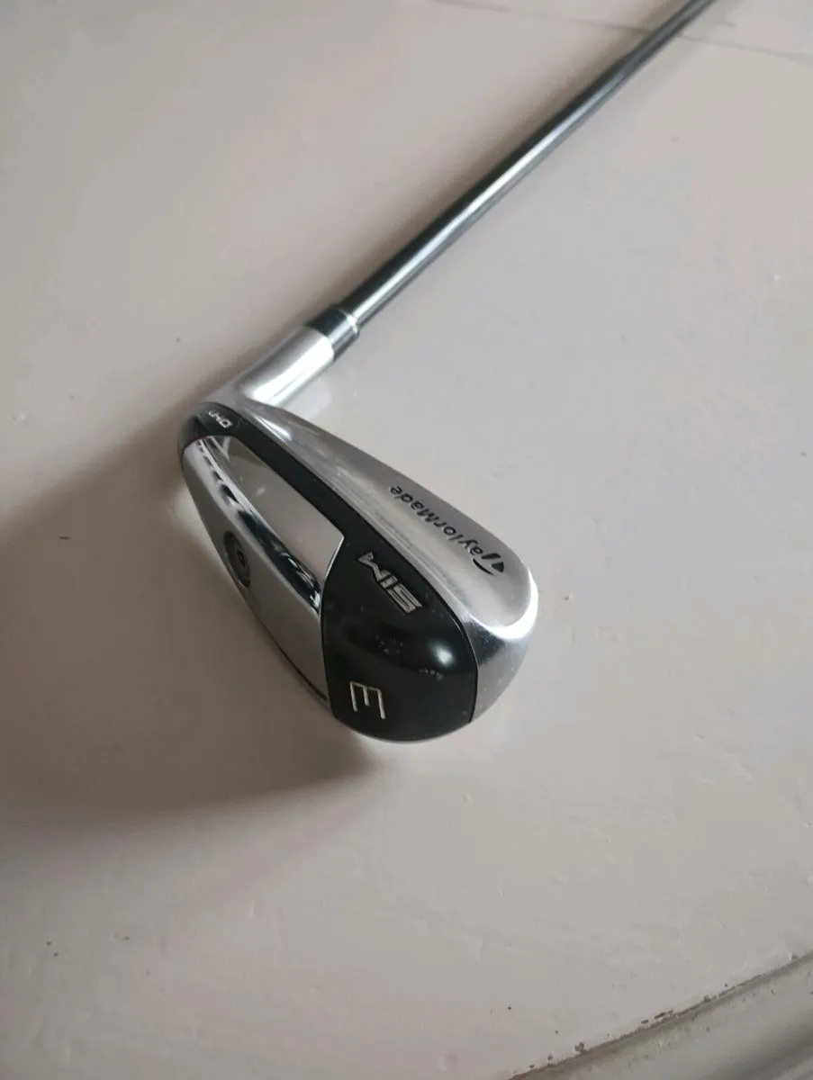 Taylormade sim 3 iron - Image 1