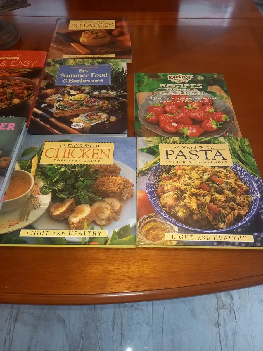 cook books plus cook book stand - Image 4