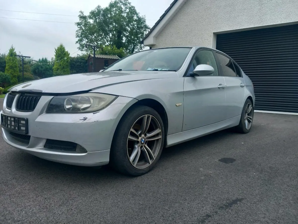 Bmw e90 316se - Image 1